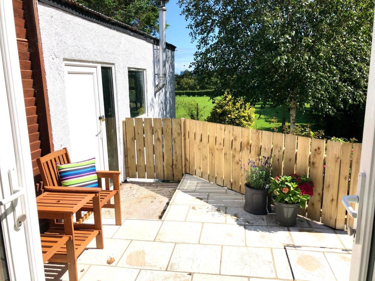 Coolfinn Cottage Ballycastle Exterior photo